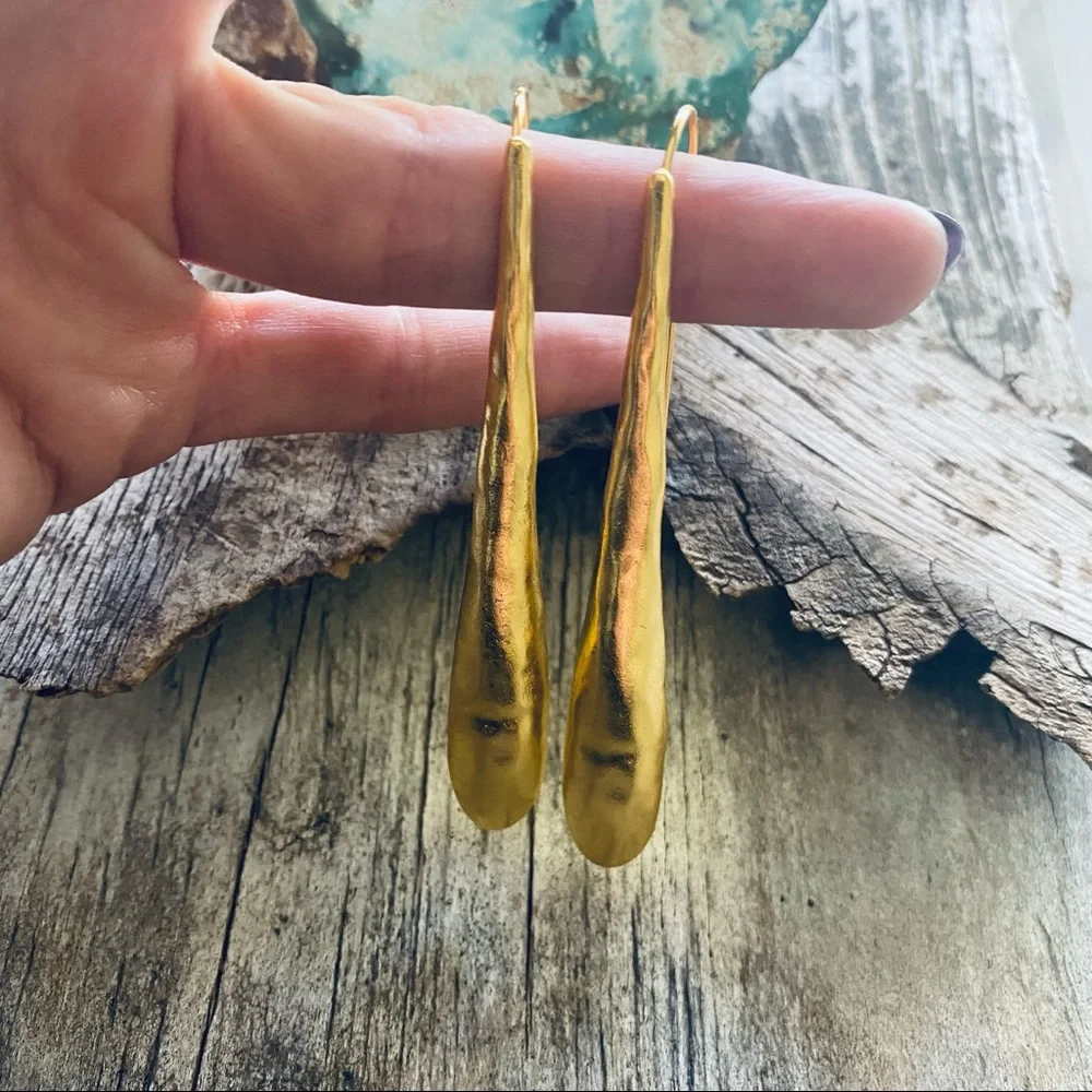 FP Golden Drop Earrings - Picture 2 of 3